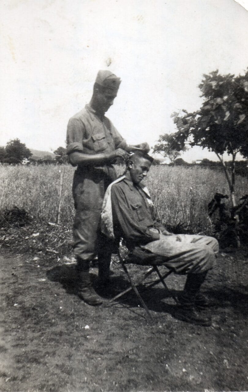 Dino Albizzati barbiere